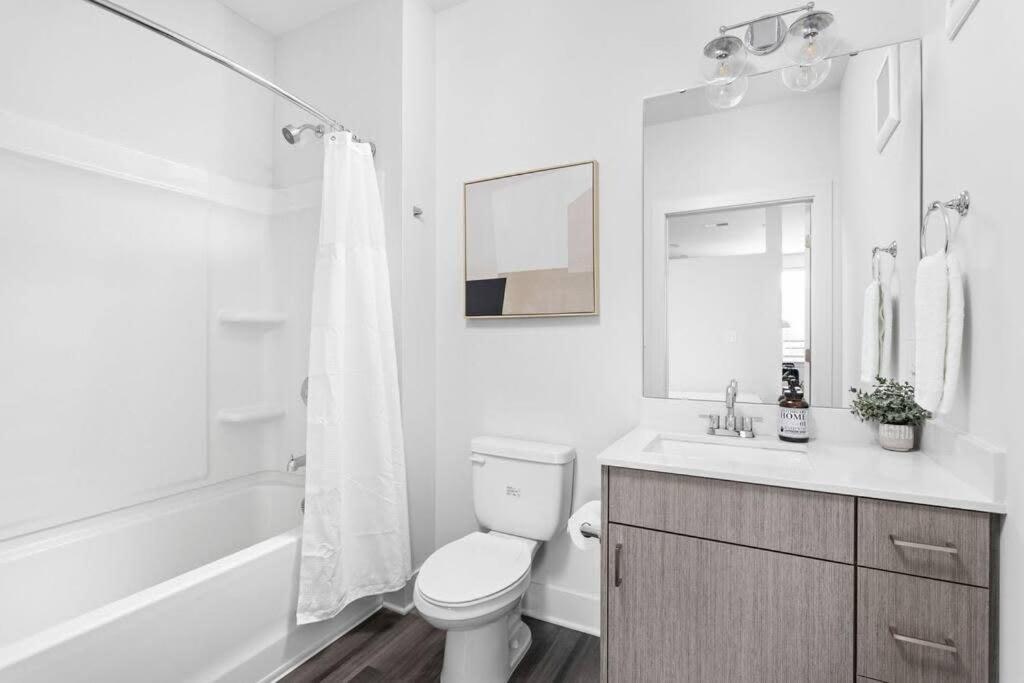 Mid-Century Modern Studio Cozysuites Downtown Indianapolis Eksteriør billede